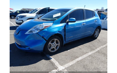 nissan-leaf-electric-front-wheel-drive - 1