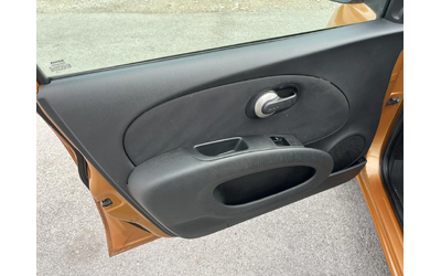 Nissan Micra 1.3i 65кс КЛИМАТИК - автомобили, коли, обяви за нови и употребявани 6