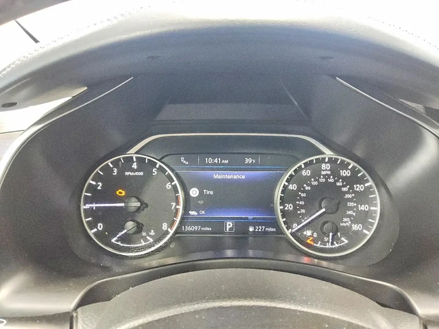 Nissan Murano - автомобили, коли, обяви за нови и употребявани 10