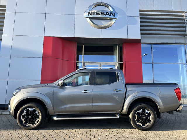 Nissan Navara 2.3 dCi Tekna A/T 4x4 - автомобили, коли, обяви за нови и употребявани 1