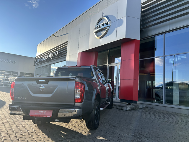Nissan Navara 2.3 dCi Tekna A/T 4x4 - автомобили, коли, обяви за нови и употребявани 2