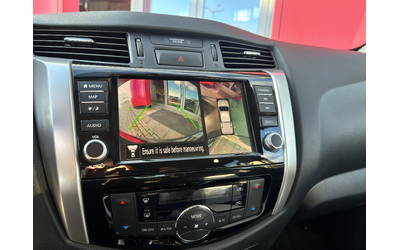 nissan-navara-2-3-dci-tekna-a-t-4x4 - 4