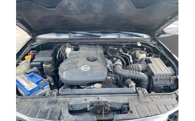 Nissan Navara 2.5 dci 190kc. - автомобили, коли, обяви за нови и употребявани 12