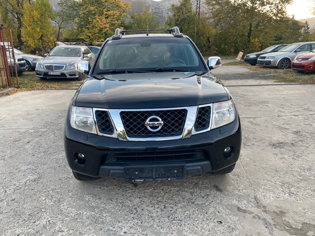 Nissan Navara 2.5 dci 190kc. - автомобили, коли, обяви за нови и употребявани 2