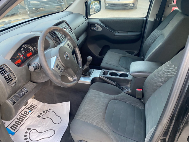 Nissan Navara 2.5 dci 190kc. - автомобили, коли, обяви за нови и употребявани 9