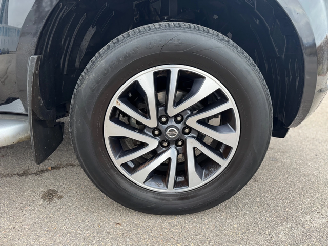 Nissan Navara NP300-AUTO-NAVI-360 -с ДДС - автомобили, коли, обяви за нови и употребявани 4