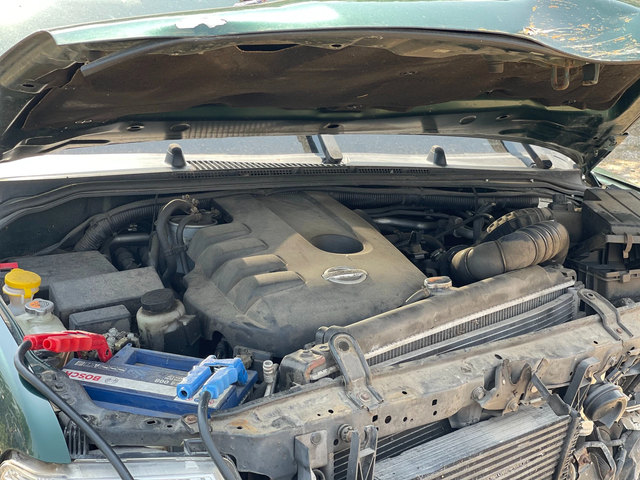 Nissan Navara 2.5DCi 190кс на части - автомобили, коли, обяви за нови и употребявани 4