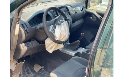 Nissan Navara 2.5DCi 190кс на части - автомобили, коли, обяви за нови и употребявани 7