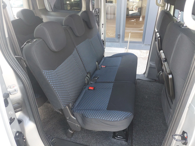 Nissan NV200 1, 6i 110ps 7места - автомобили, коли, обяви за нови и употребявани 8