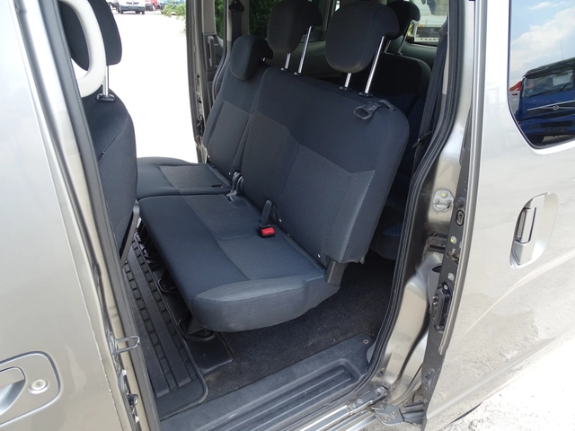 Nissan NV200 Пътнически- 7 местен - автомобили, коли, обяви за нови и употребявани 13