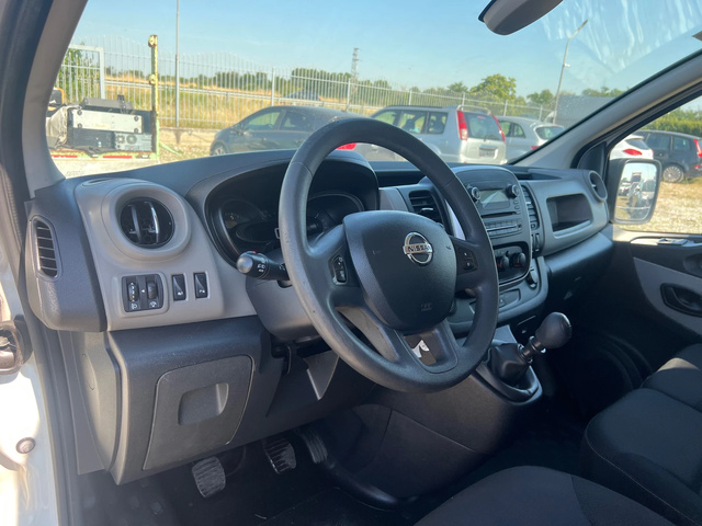 Nissan NV300 1.6 DCI - автомобили, коли, обяви за нови и употребявани 10