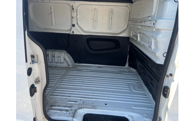 Nissan NV300 1.6 DCI - автомобили, коли, обяви за нови и употребявани 14