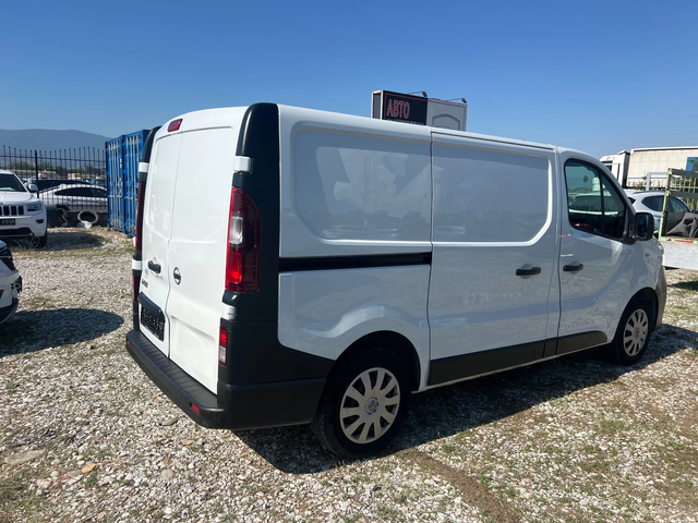 Nissan NV300 1.6 DCI - автомобили, коли, обяви за нови и употребявани 5