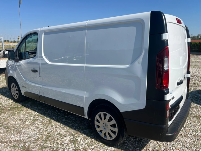 Nissan NV300 1.6 DCI - автомобили, коли, обяви за нови и употребявани 7
