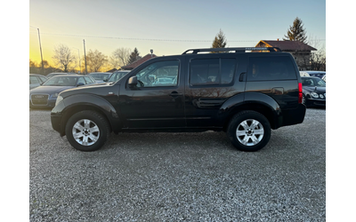 Nissan Pathfinder 2.5D Automatic 4x4 - автомобили, коли, обяви за нови и употребявани 8