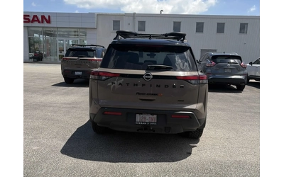 nissan-pathfinder - 4