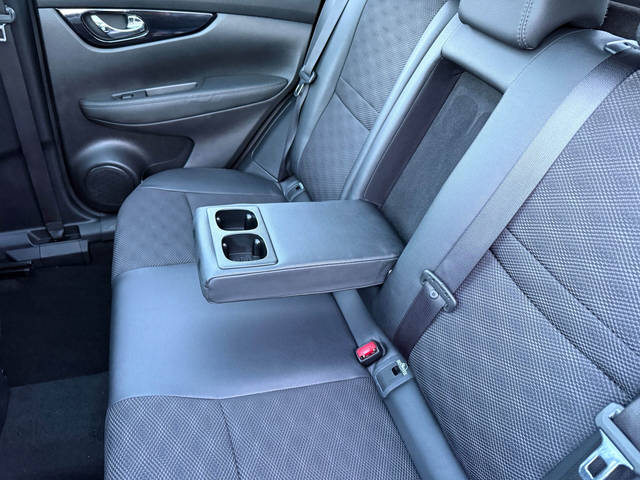 Nissan Qashqai 1.2DIG-T/TEKNA+ /FULL/115hp/2WD - автомобили, коли, обяви за нови и употребявани 19