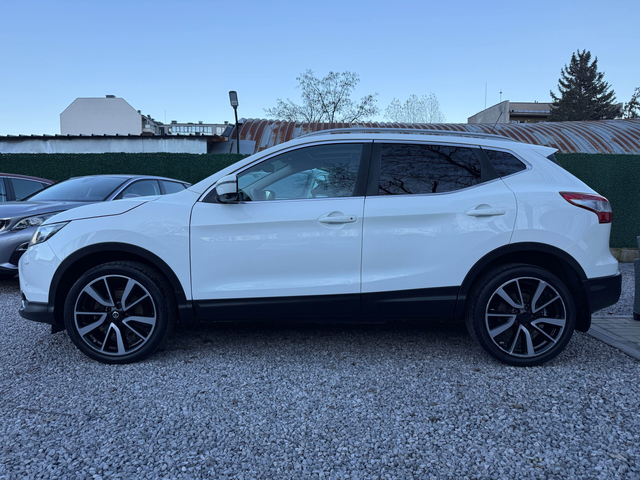 Nissan Qashqai 1.2DIG-T/TEKNA+ /FULL/115hp/2WD - автомобили, коли, обяви за нови и употребявани 4