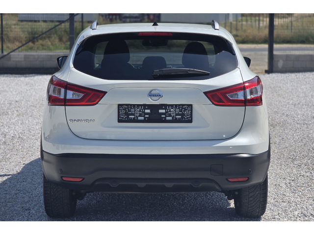Nissan Qashqai 1.2i *Panorama* - автомобили, коли, обяви за нови и употребявани 4