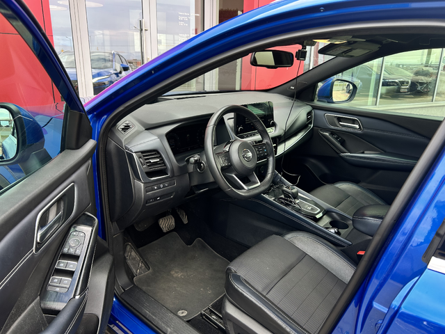 Nissan Qashqai 1.3 DDT Tekna 4x2 - автомобили, коли, обяви за нови и употребявани 2