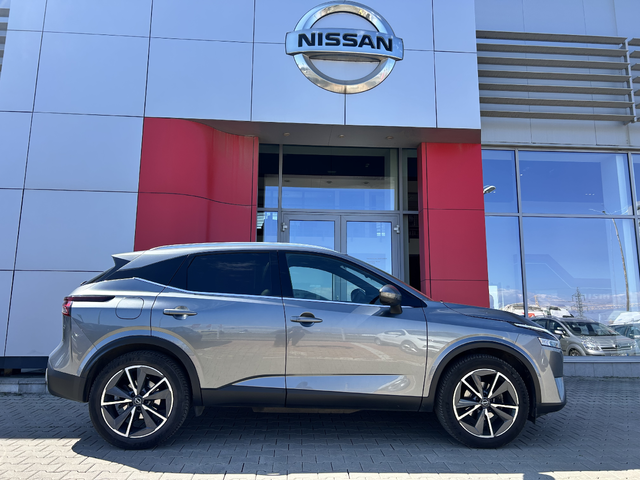 Nissan Qashqai 1.3 DDT Tekna 4x2 A/T - автомобили, коли, обяви за нови и употребявани 1