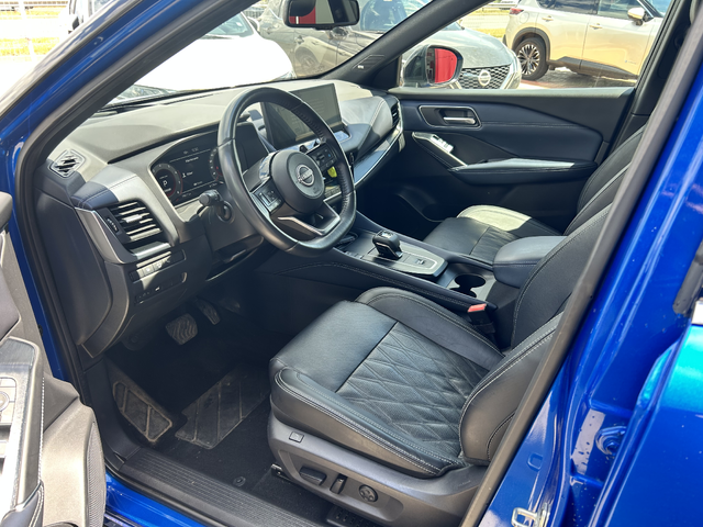 Nissan Qashqai 1.3 DDT Tekna Plus 4x2 A/T - автомобили, коли, обяви за нови и употребявани 3