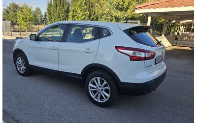 Nissan Qashqai 1.5 - автомобили, коли, обяви за нови и употребявани 6