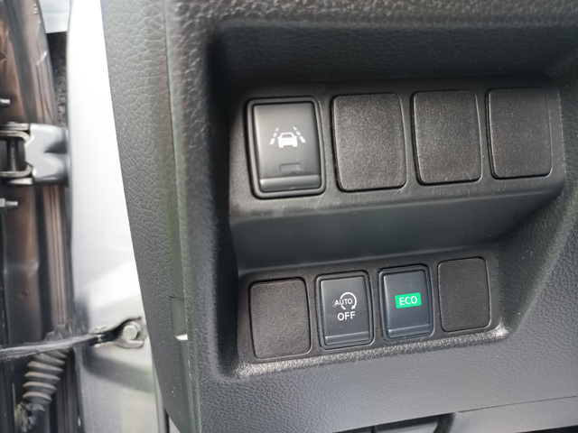 Nissan Qashqai 1.6DCI/АВТОМАТ/ПАНОРАМА - автомобили, коли, обяви за нови и употребявани 13