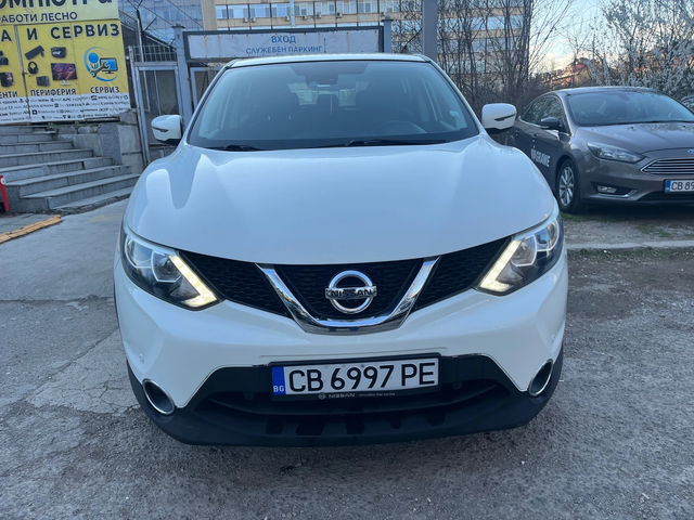 Nissan Qashqai Nissan Qashqai 1.6DCI-AUT-NAVI-CAMERA - автомобили, коли, обяви за нови и употребявани 1