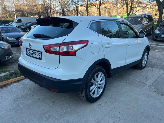 Nissan Qashqai Nissan Qashqai 1.6DCI-AUT-NAVI-CAMERA - автомобили, коли, обяви за нови и употребявани 3