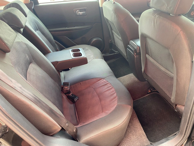 Nissan Qashqai 2.0 DCI-150 к.с. 4х4 - автомобили, коли, обяви за нови и употребявани 12