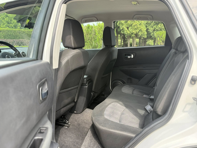 Nissan Qashqai, 2011 г., 263424 км, 115 к.с. - автомобили, коли, обяви за нови и употребявани 8