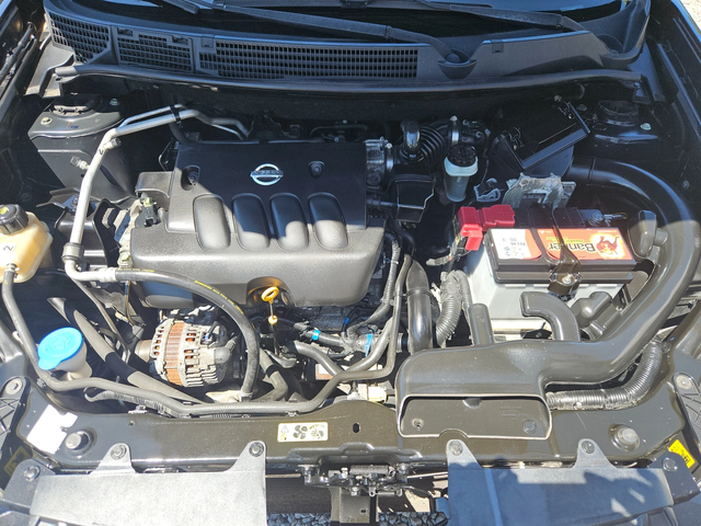 Nissan Qashqai 2.0i 4x4 - автомобили, коли, обяви за нови и употребявани 8