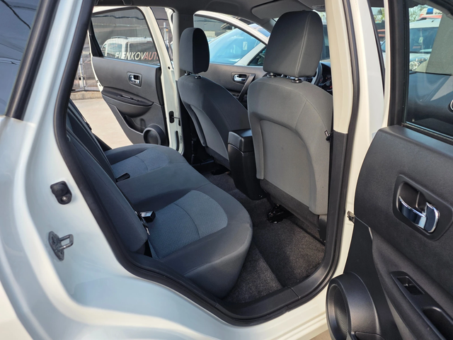 Nissan Qashqai 1.6i-117к.с EURO 5-КЛИМАТИК- ШВЕЙЦАРИЯ - автомобили, коли, обяви за нови и употребявани 13