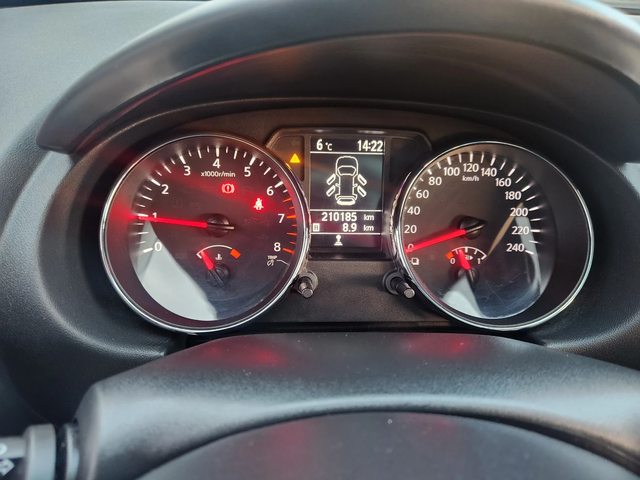 Nissan Qashqai + 2 2.0i-141к.с EURO5b-4x4-7места-ШВЕЙЦАРИЯ - автомобили, коли, обяви за нови и употребявани 9