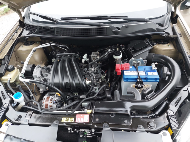 Nissan Qashqai 1, 6i 117ps - автомобили, коли, обяви за нови и употребявани 13