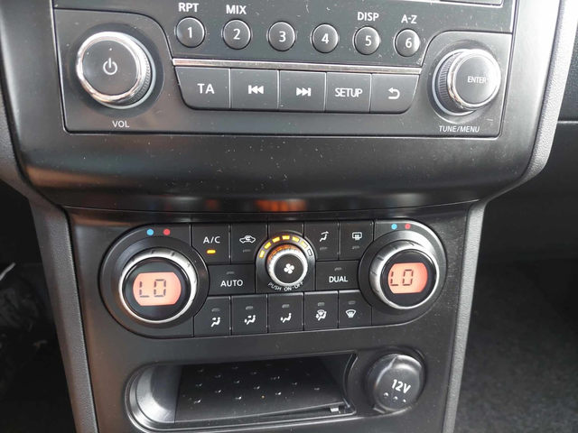 Nissan Qashqai 1, 6i 117ps FACELIFT - автомобили, коли, обяви за нови и употребявани 10