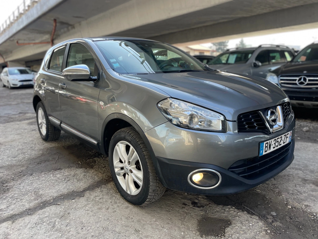 Nissan Qashqai 1.5dCI-FACE-2013-6ск - автомобили, коли, обяви за нови и употребявани 1