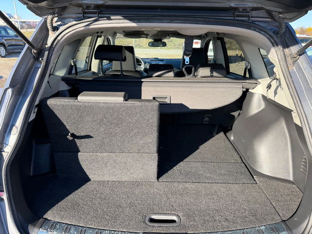 Nissan Qashqai 2.0 D 4Х4  6+ 1 места - автомобили, коли, обяви за нови и употребявани 16