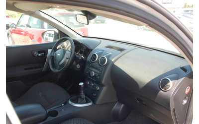 Nissan Qashqai 2.0 DCI - автомобили, коли, обяви за нови и употребявани 11