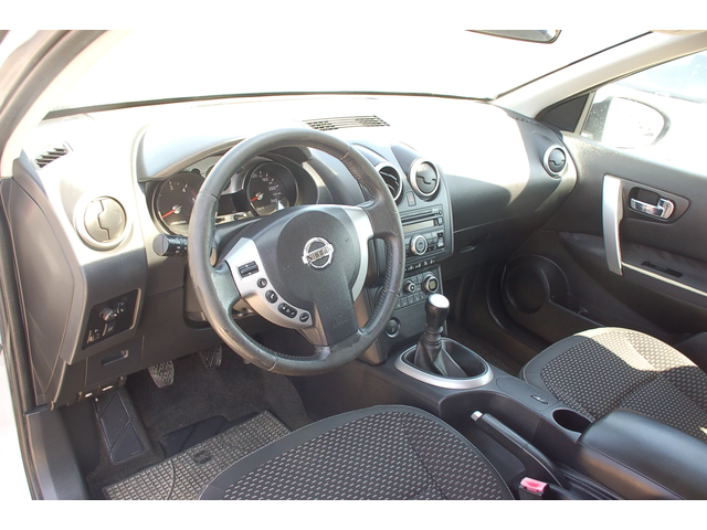 Nissan Qashqai 2.0 DCI - автомобили, коли, обяви за нови и употребявани 9