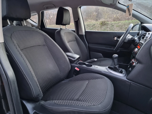 Nissan Qashqai 1.6 Климатроник/Бензин - автомобили, коли, обяви за нови и употребявани 12