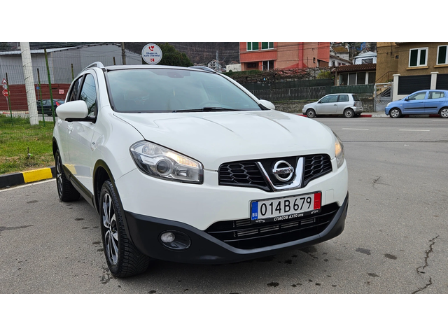 Nissan Qashqai 1.6 Dci 4x4/Panorama/Navig/Klimatron/Top sustoqnie - автомобили, коли, обяви за нови и употребявани 7