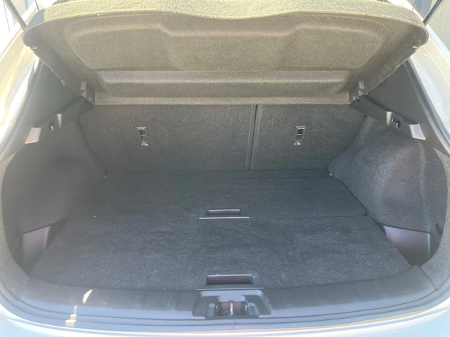 Nissan Qashqai 1.2 i 115k.c - автомобили, коли, обяви за нови и употребявани 13