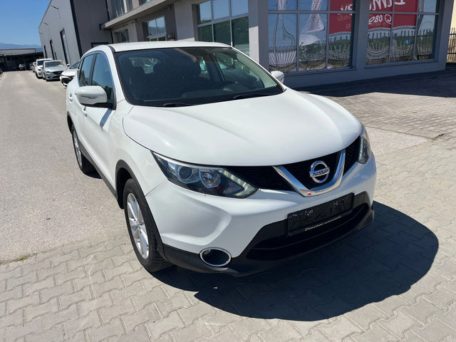 Nissan Qashqai 1.2 i 115k.c - автомобили, коли, обяви за нови и употребявани 1