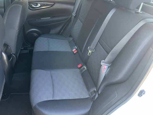 Nissan Qashqai 1.2 i 115k.c - автомобили, коли, обяви за нови и употребявани 8