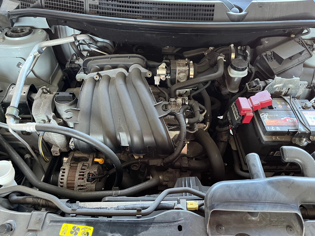 Nissan Qashqai 1.6 i 114k.c - автомобили, коли, обяви за нови и употребявани 13