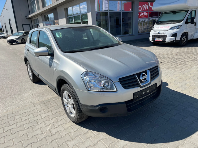 Nissan Qashqai 1.6 i 114k.c - автомобили, коли, обяви за нови и употребявани 1