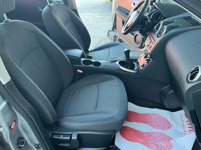 Nissan Qashqai 1.6 i 114k.c - автомобили, коли, обяви за нови и употребявани 7