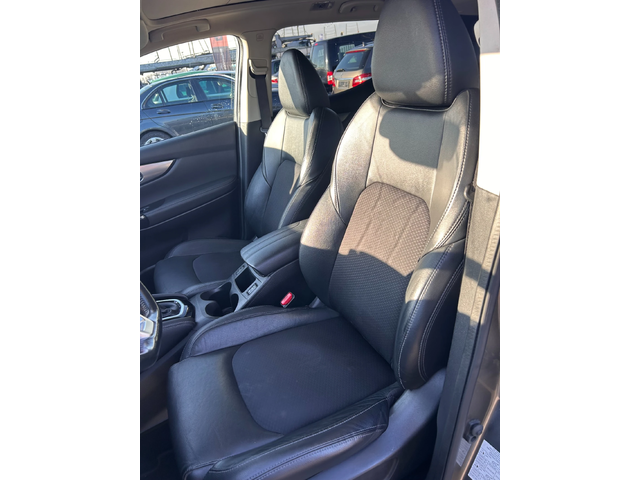 Nissan Qashqai 1.6DCI AVTOMAT/PANORAMA/KOJA/NAVI EURO 6 - автомобили, коли, обяви за нови и употребявани 12